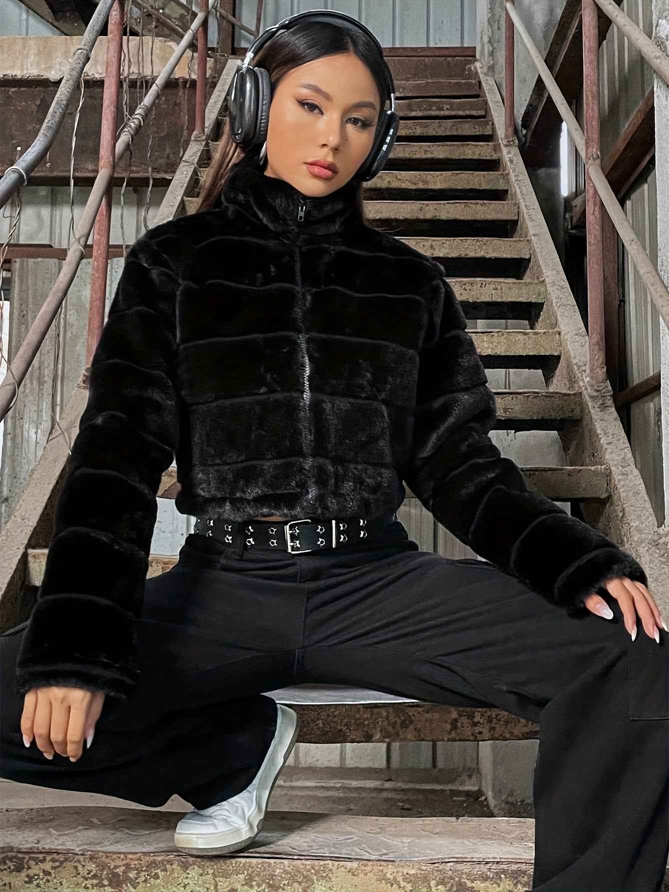 Elegant Luxury Zip-Up Plush Teddy Jacket