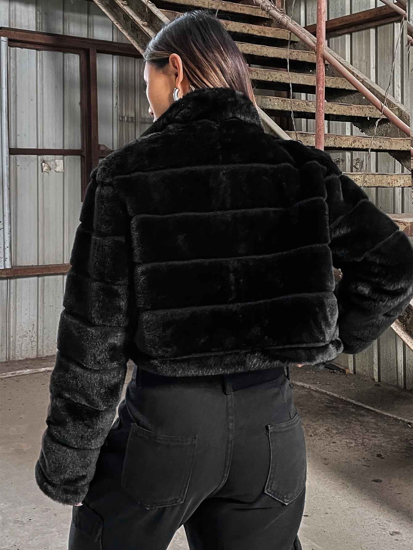 Elegant Luxury Zip-Up Plush Teddy Jacket