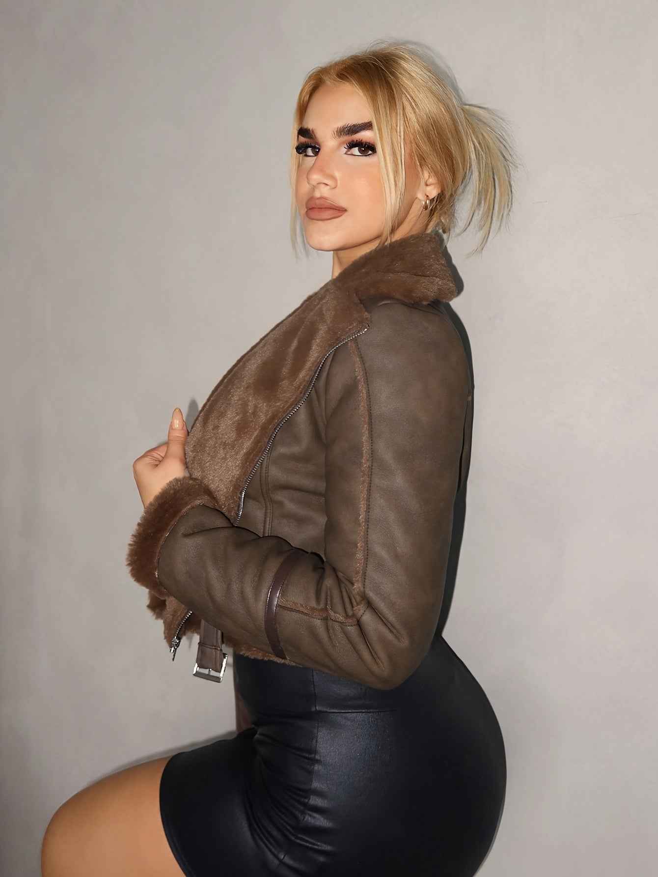 Chic Brown Faux Suede Zip-Up Jacket