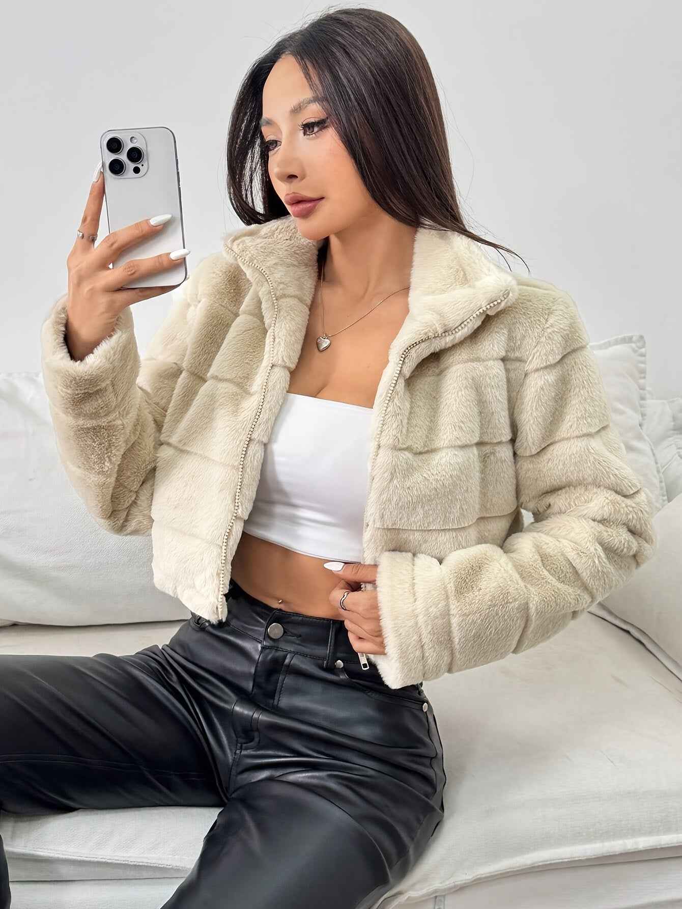 Elegant Luxury Zip-Up Plush Teddy Jacket