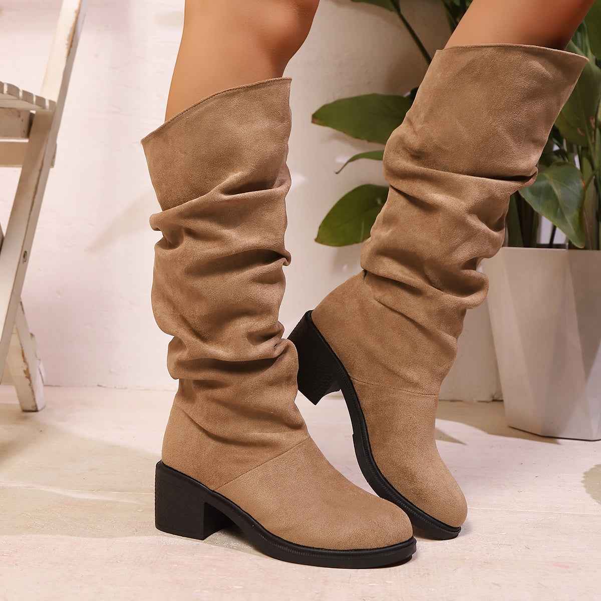 Faux Suede Mid-Calf Platform Boots – All-Season Comfort Edition