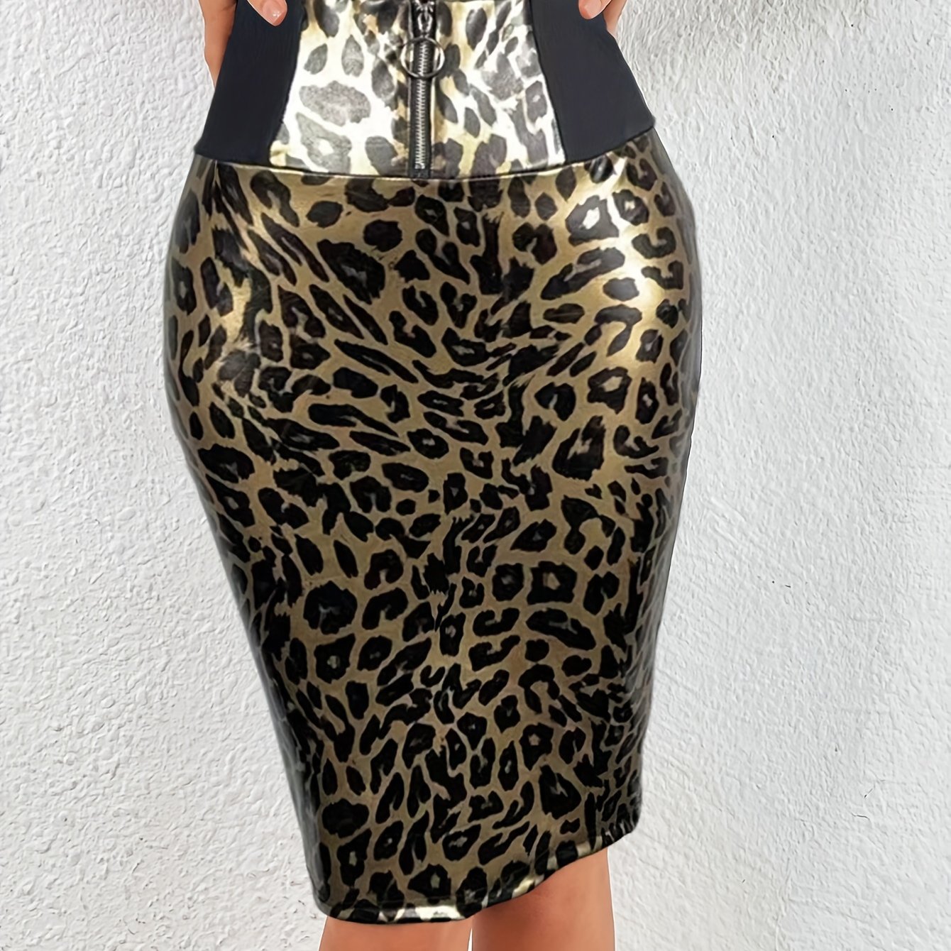 Elegant Leopard Print Faux Leather High-Waist Bodycon Skirt with Front Zip Detail