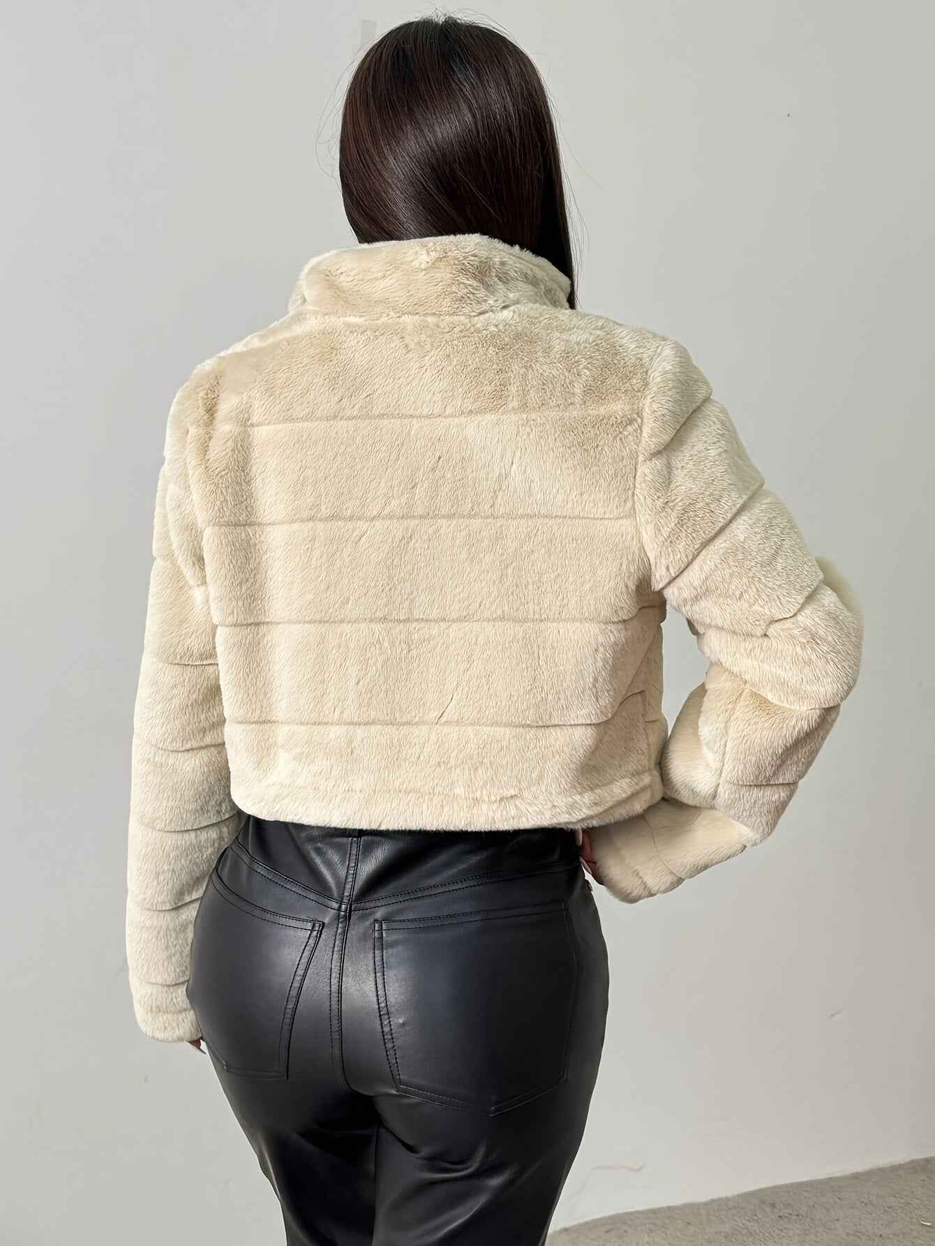 Elegant Luxury Zip-Up Plush Teddy Jacket