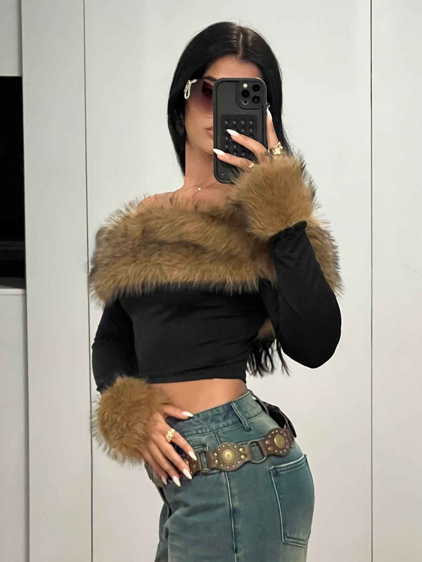 Cozy Off-Shoulder Long Sleeve Faux Fur Collar Top