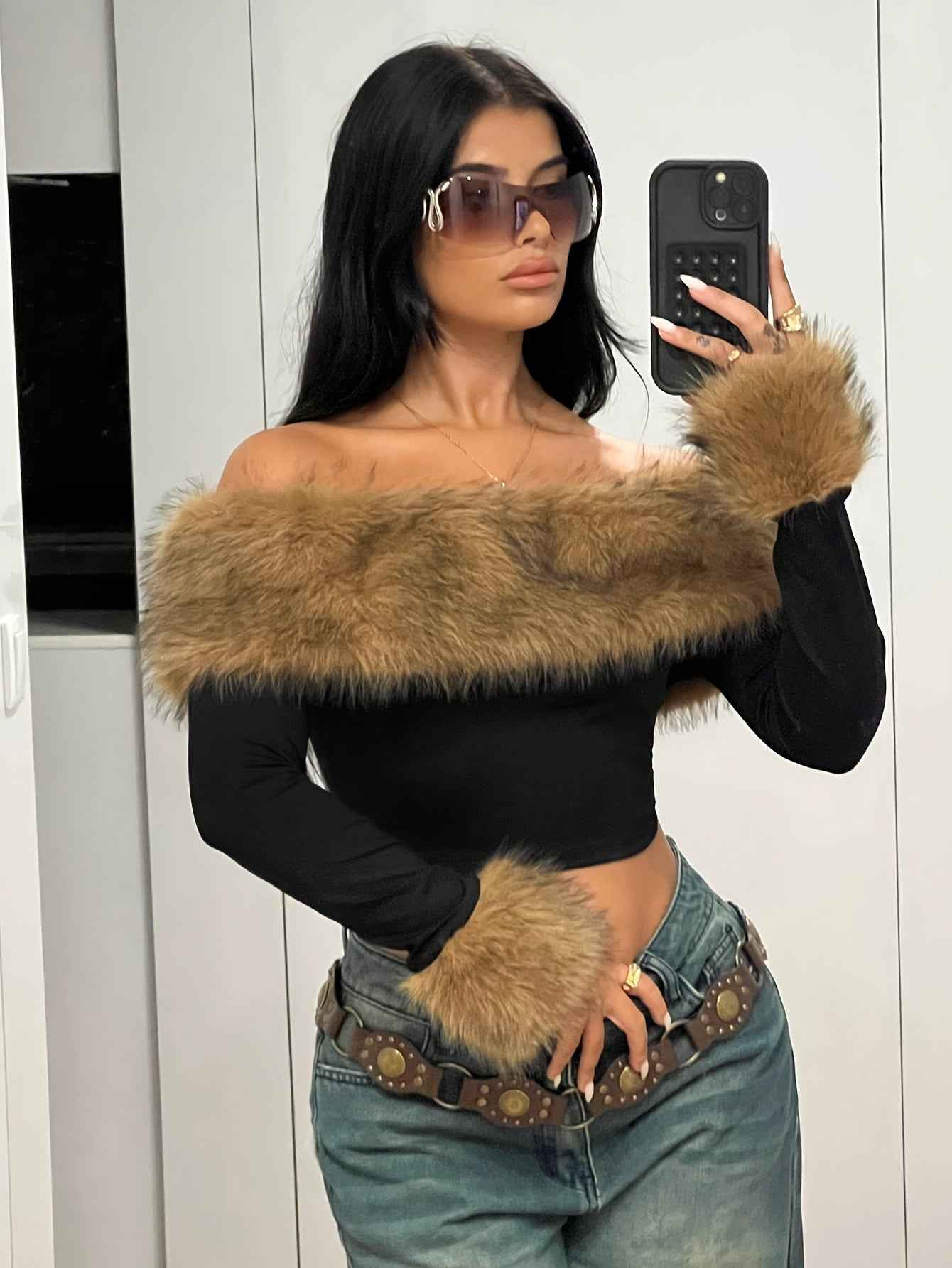 Cozy Off-Shoulder Long Sleeve Faux Fur Collar Top