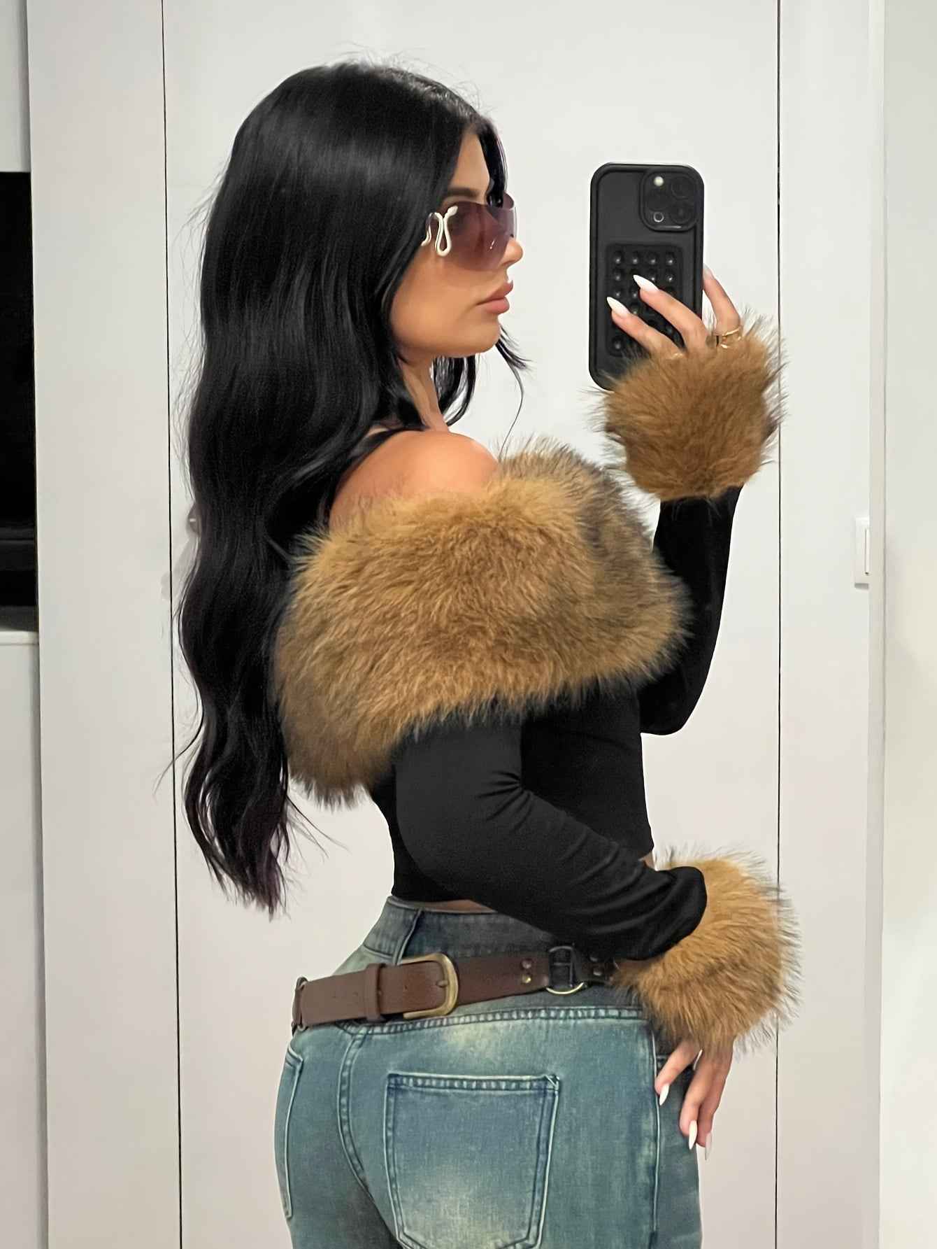 Cozy Off-Shoulder Long Sleeve Faux Fur Collar Top